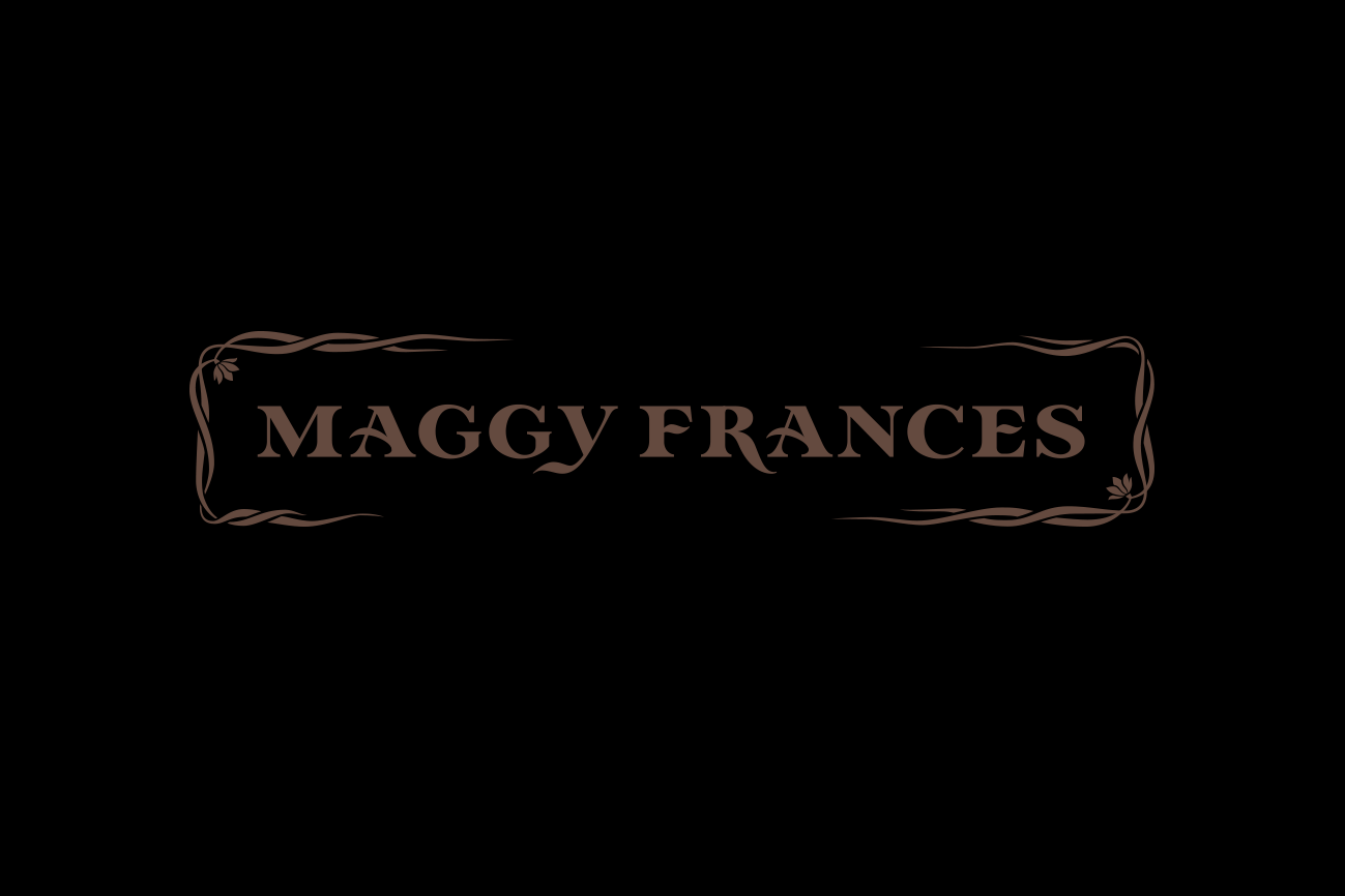 MaggyFrances_Logotype Border
